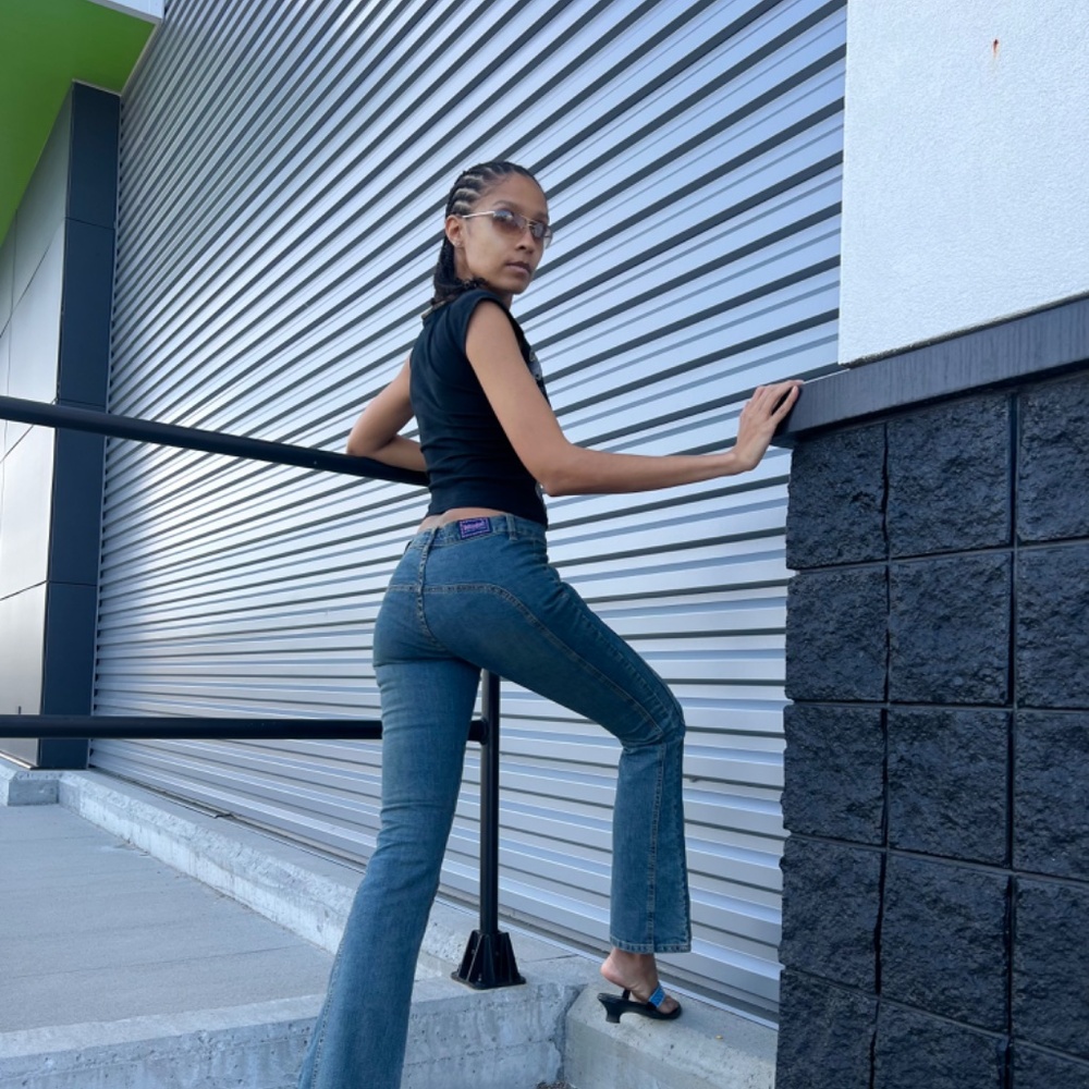 Jeans - Picture 5 of 6